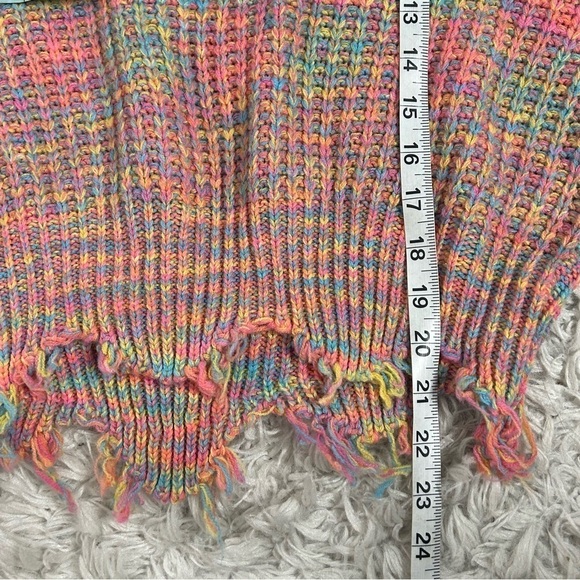 Scrap Work Boutique Marled V-Neckline Fringe Hem Sweater - Picture 9 of 9